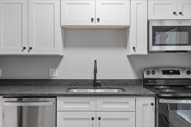 property at 400 Gallery Ln