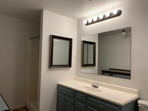 102 Smith Hl in Pikeville, KY - Building Photo - Building Photo