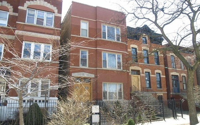 1917 W Evergreen Ave in Chicago, IL - Building Photo - Building Photo