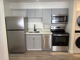 150 N Main St, Unit B-303-1 in Mansfield, PA - Building Photo