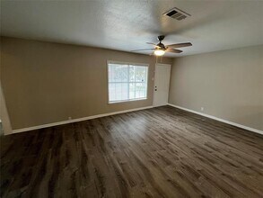 2945 Andrea Ln in Dallas, TX - Building Photo - Building Photo