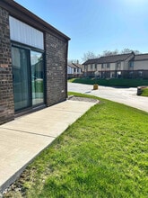 4161 W College Ave in Milwaukee, WI - Building Photo - Building Photo