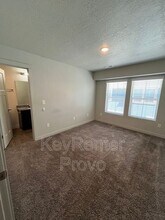724 E 380 N in Vineyard, UT - Building Photo - Building Photo