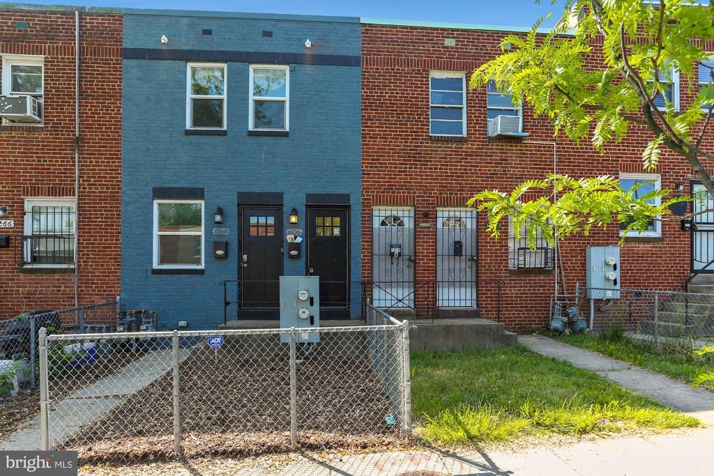 1268 16th St NE in Washington, DC - Building Photo