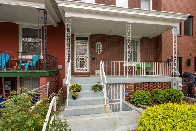 3805 New Hampshire Ave NW, Unit #2