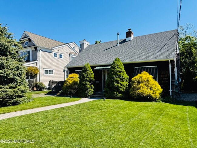 69 Lafayette St in Rumson, NJ - Building Photo - Building Photo