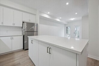 61 Reverie Way in Kitchener, ON - Building Photo - Building Photo