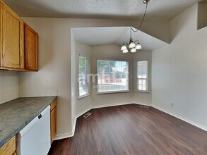 2016 W Sego Prairie St in Kuna, ID - Foto de edificio - Building Photo