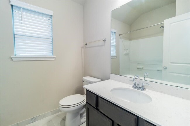 8918 Hartford River Ln