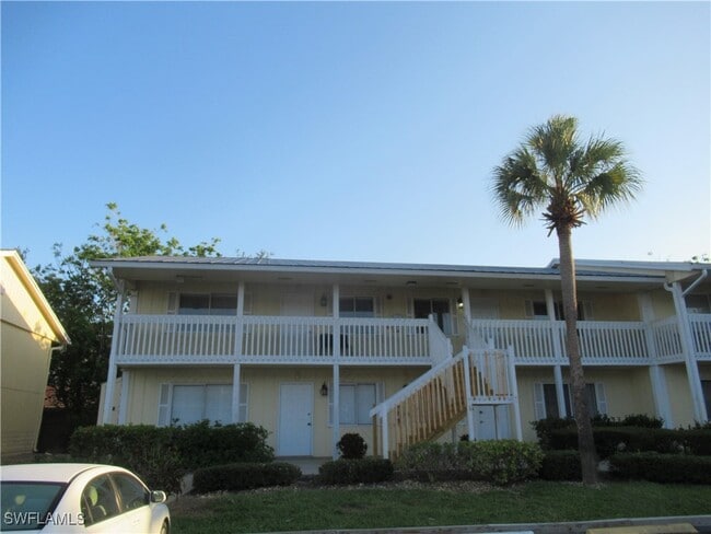 property at 4605 Bayshore Dr