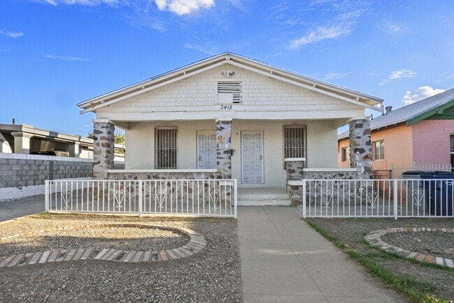 3418 Yandell Dr in El Paso, TX - Building Photo - Building Photo