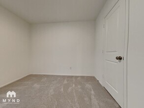 9002 Burnet Flds Dr in Baytown, TX - Building Photo - Building Photo