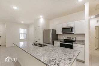 35327 W San Capistrano Ave in Maricopa, AZ - Building Photo - Building Photo