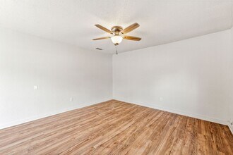 1391 N Paddock Ave in Stephenville, TX - Building Photo - Building Photo