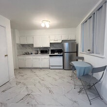 195 Independence Ave, Unit 111 in Quincy, MA - Building Photo - Building Photo