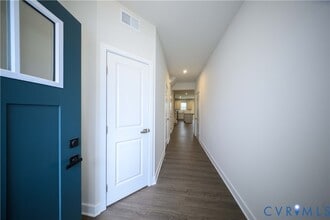 10642 Wrexham Townes Vw in Chester, VA - Building Photo - Building Photo