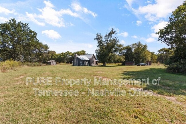 1330 Kenny Nelson Rd in Lewisburg, TN - Building Photo - Building Photo