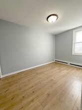 61-54 55th Dr in Queens, NY - Building Photo - Building Photo