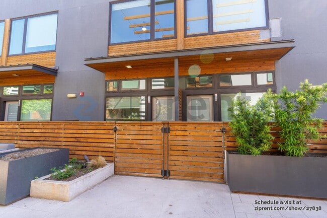 property at 2002 E 7th St