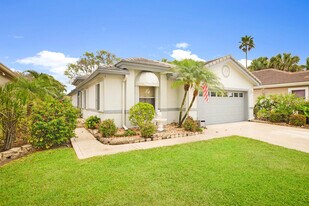 6262 Breckenridge Cir in Greenacres, FL - Building Photo