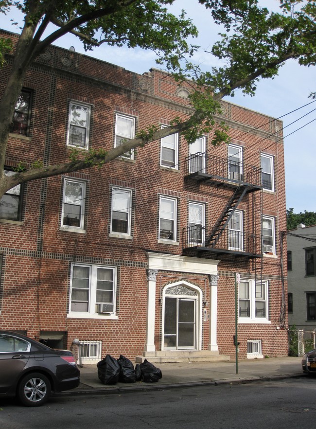 436 East 34th Street in Brooklyn, NY - Building Photo - Building Photo