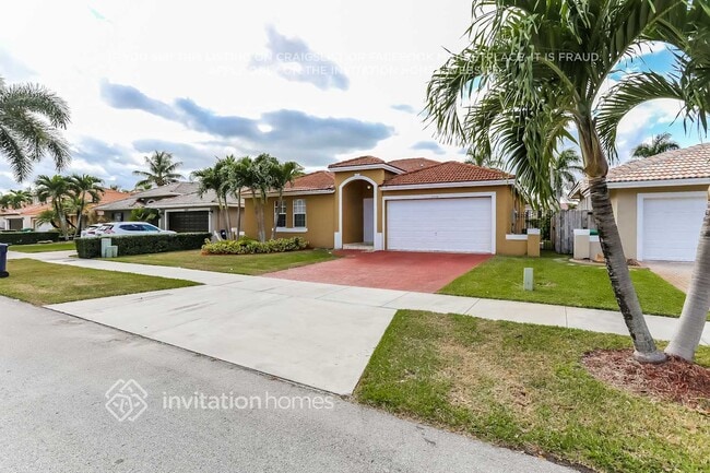10004 SW 161st Pl in Miami, FL - Building Photo - Building Photo
