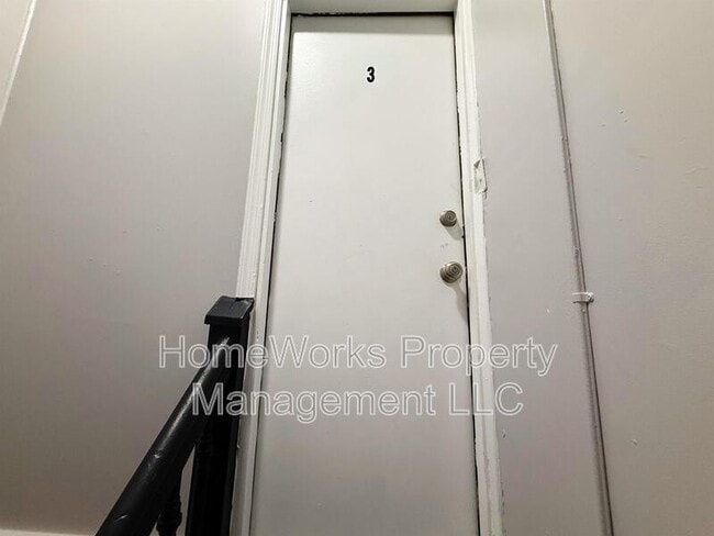 1824 St Paul St in Baltimore, MD - Building Photo - Building Photo