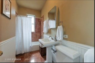 437 N Lombard Ave, Unit 1 in Oak Park, IL - Building Photo - Building Photo