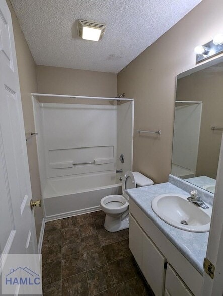 350 Beverly St in Hinesville, GA - Building Photo - Building Photo