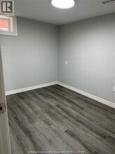 3405 Longfellow Ave in Windsor, ON - Building Photo - Building Photo