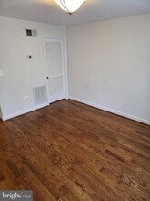 212 N Patrick St in Alexandria, VA - Building Photo - Building Photo