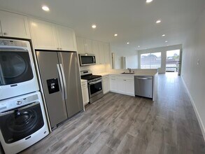 16417 Denker Ave in Gardena, CA - Building Photo - Building Photo
