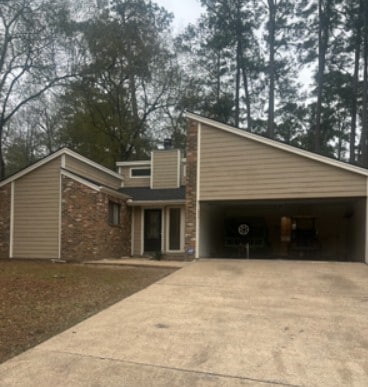 property at 431 Evergreen Dr