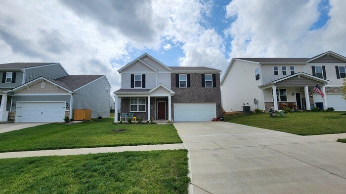 175 Ardmore Crossing Dr in Shelbyville, KY - Building Photo