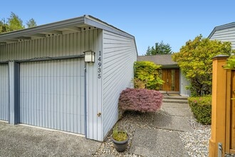 14935 73rd Ave NE in Kenmore, WA - Building Photo - Building Photo