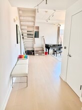 207 King St, Unit 503 in San Francisco, CA - Building Photo - Building Photo