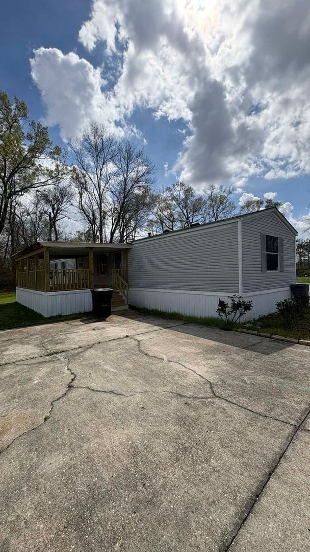 property at 18647 Magnolia Estates