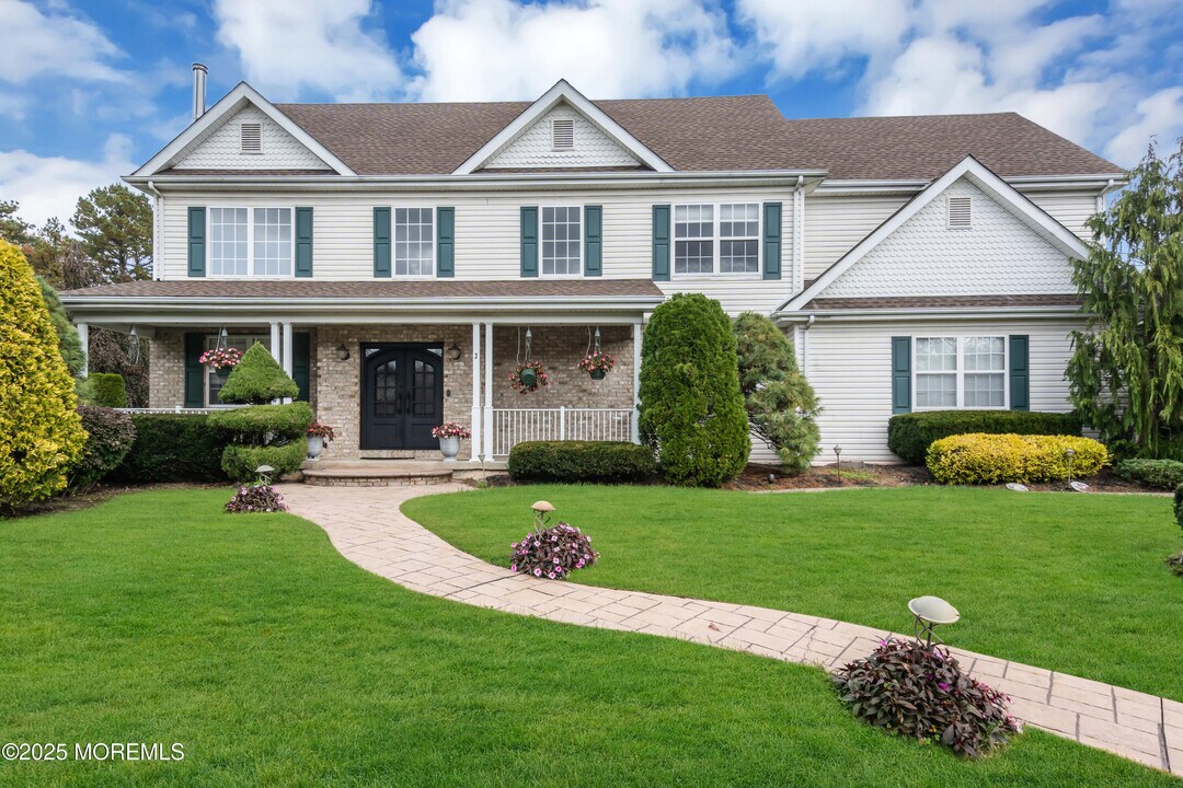 3 Wellesly Ct in Jackson Township, NJ - Building Photo