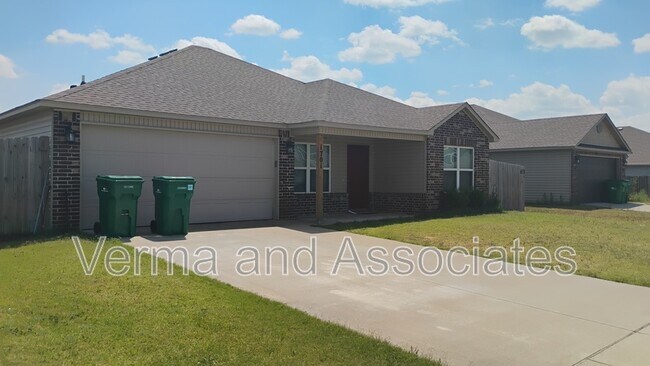 property at 1701 Forest Dr