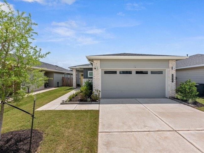 property at 12525 Abbey House Ct