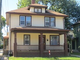 1114 Rockhill St in Fort Wayne, IN - Building Photo