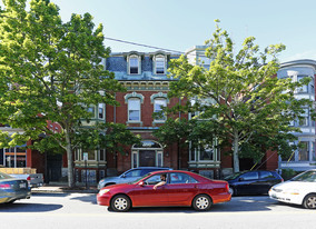 690 Congress St in Portland, ME - Building Photo