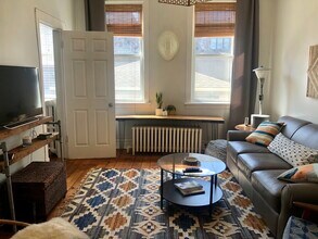 2009 W Huron St in Chicago, IL - Building Photo - Building Photo