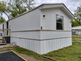 209 Ave in Burkburnett, TX - Building Photo