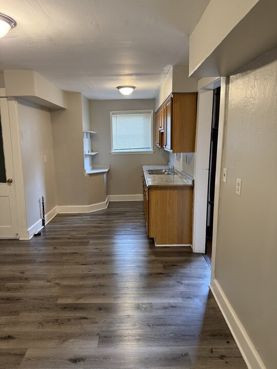 2124 N 45th St in Milwaukee, WI - Building Photo