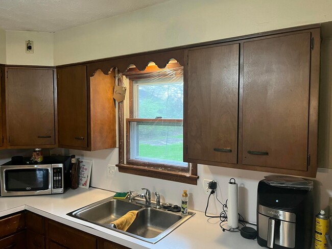 property at 4001 Harlem Rd