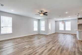 3105 Chihuahua Ave in Dallas, TX - Building Photo - Building Photo