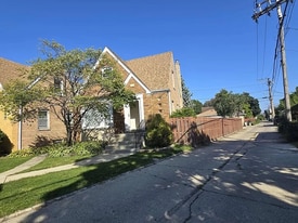 5015 N Monitor Ave in Chicago, IL - Building Photo