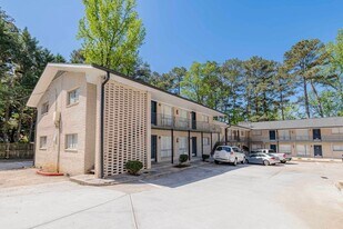 1676 Briarcliff Rd NE in Atlanta, GA - Building Photo