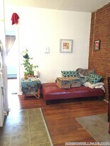 892 Huntington Ave, Unit 3 in Boston, MA - Building Photo